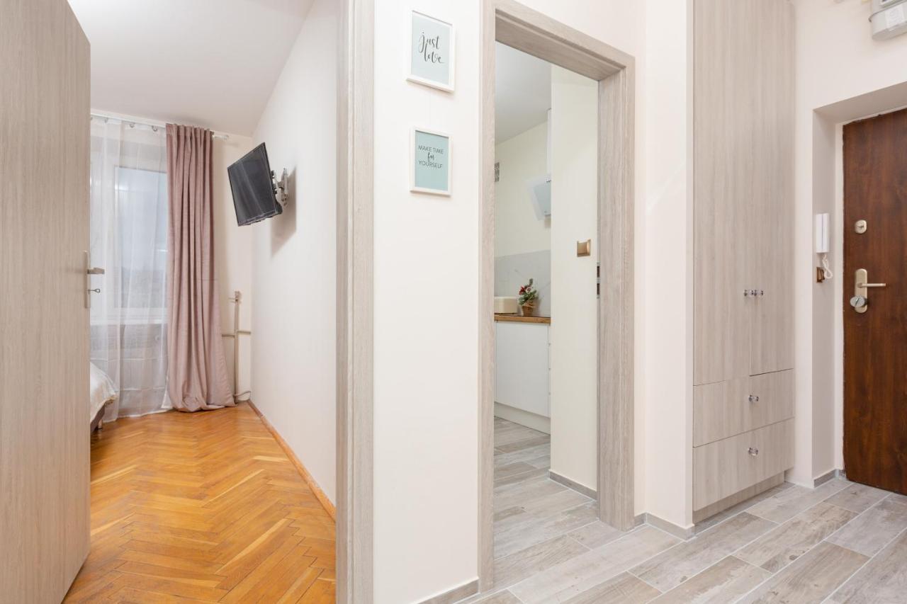 City Center Apartment Elektoralna By Noclegi Renters 华沙 外观 照片